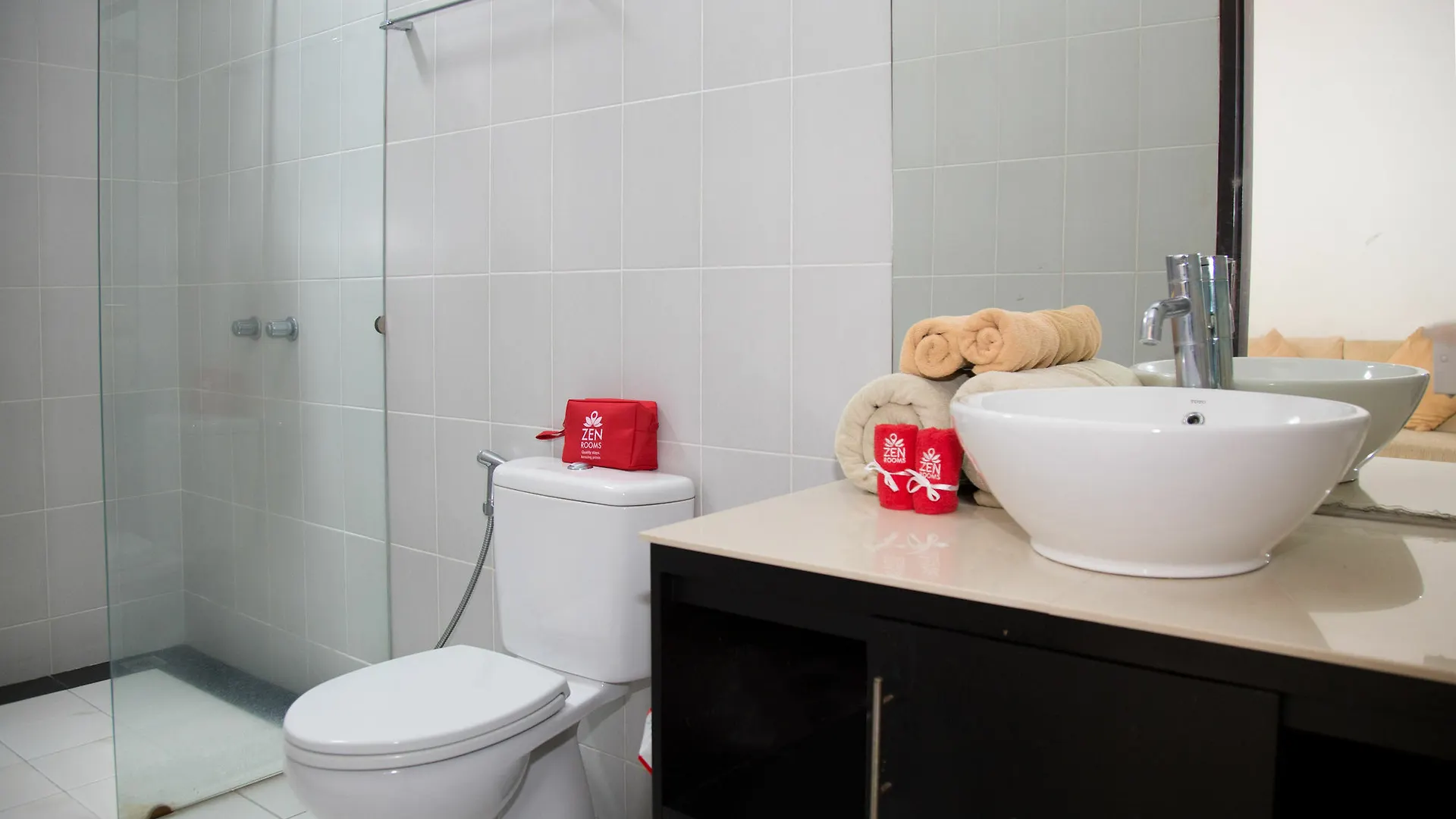Zen Rooms Legian Dewi Sri 3 Kuta Lombok
