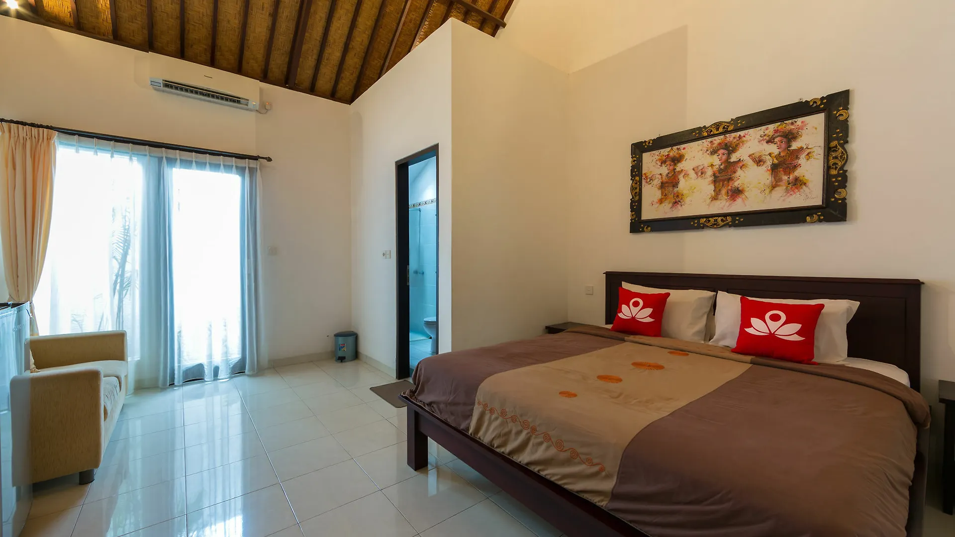 Zen Rooms Legian Dewi Sri 3 Kuta Lombok 3*,